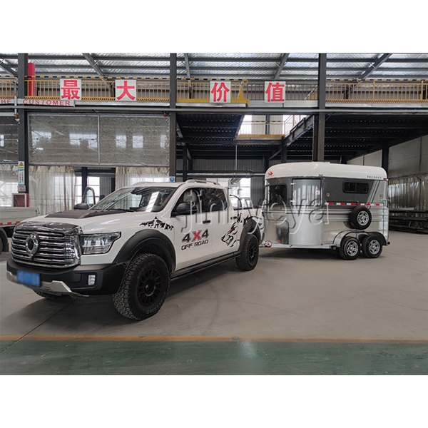 莱芜拖挂运马车